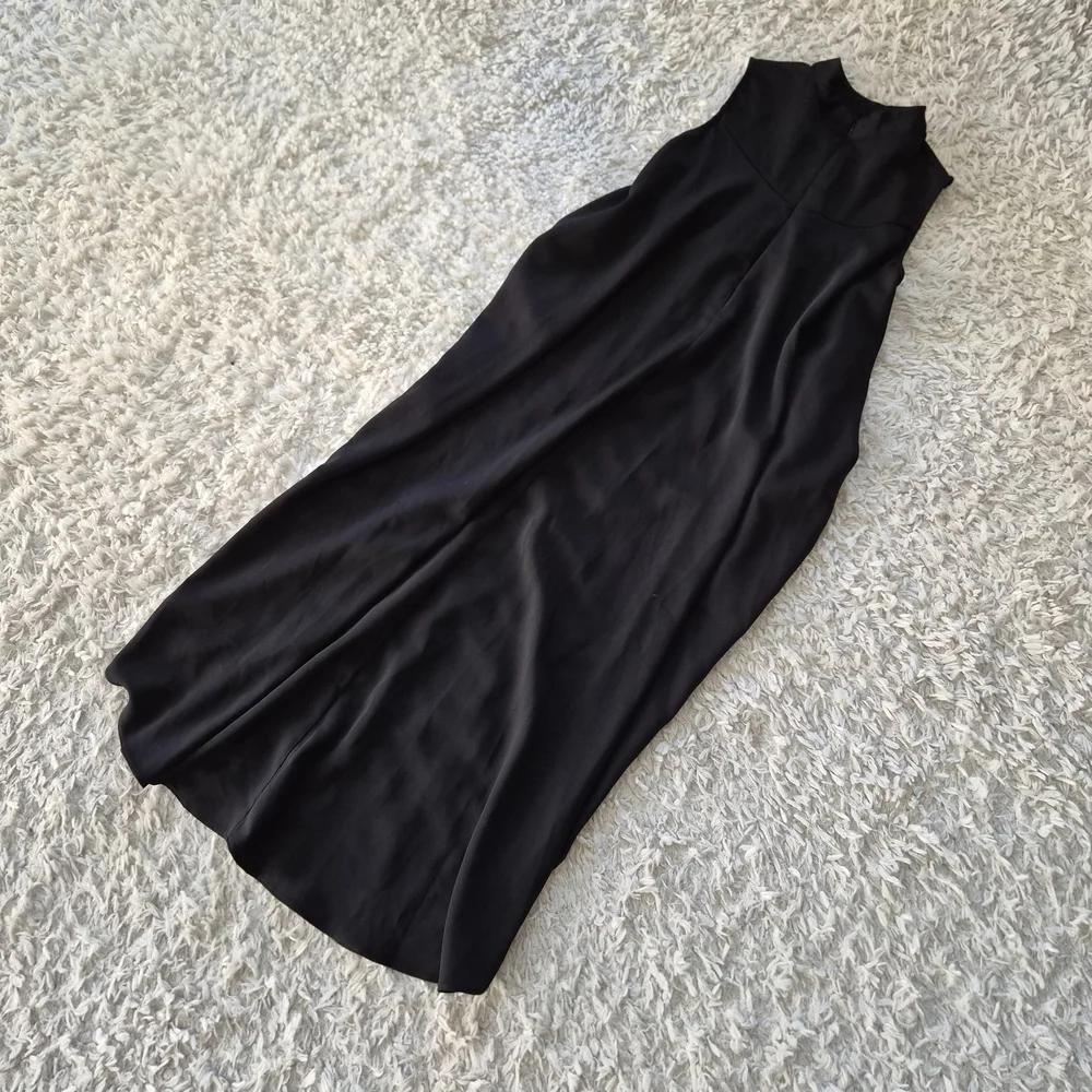 ☆5/$15☆High-Low Sleeveless Tank Top – Size S (Forever 21) - Picture 10 of 16